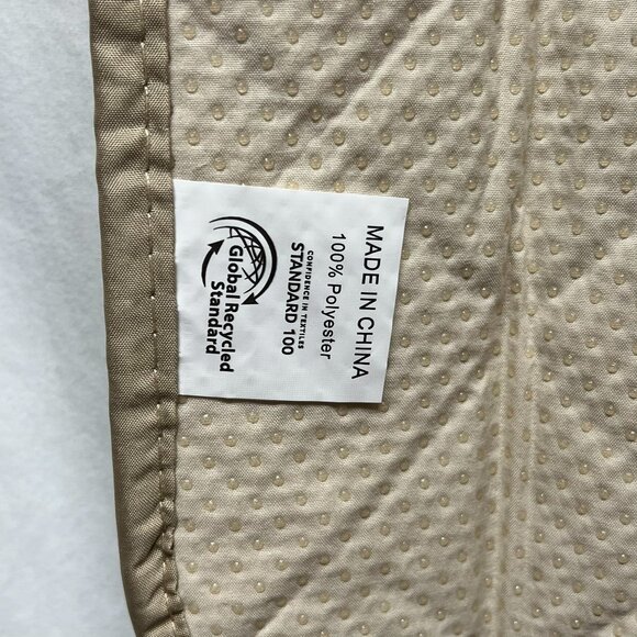 Dog Crate Pee Pad 23"x18" Beige Bones Paws Reusable Washable - Picture 5 of 5